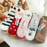 Winter Coral Velvet Thick Warm Cartoon Adult Socks, Stereoscopic Animal Pattern Christmas Boxed Gift Socks, Random Style Delivery, Type 1